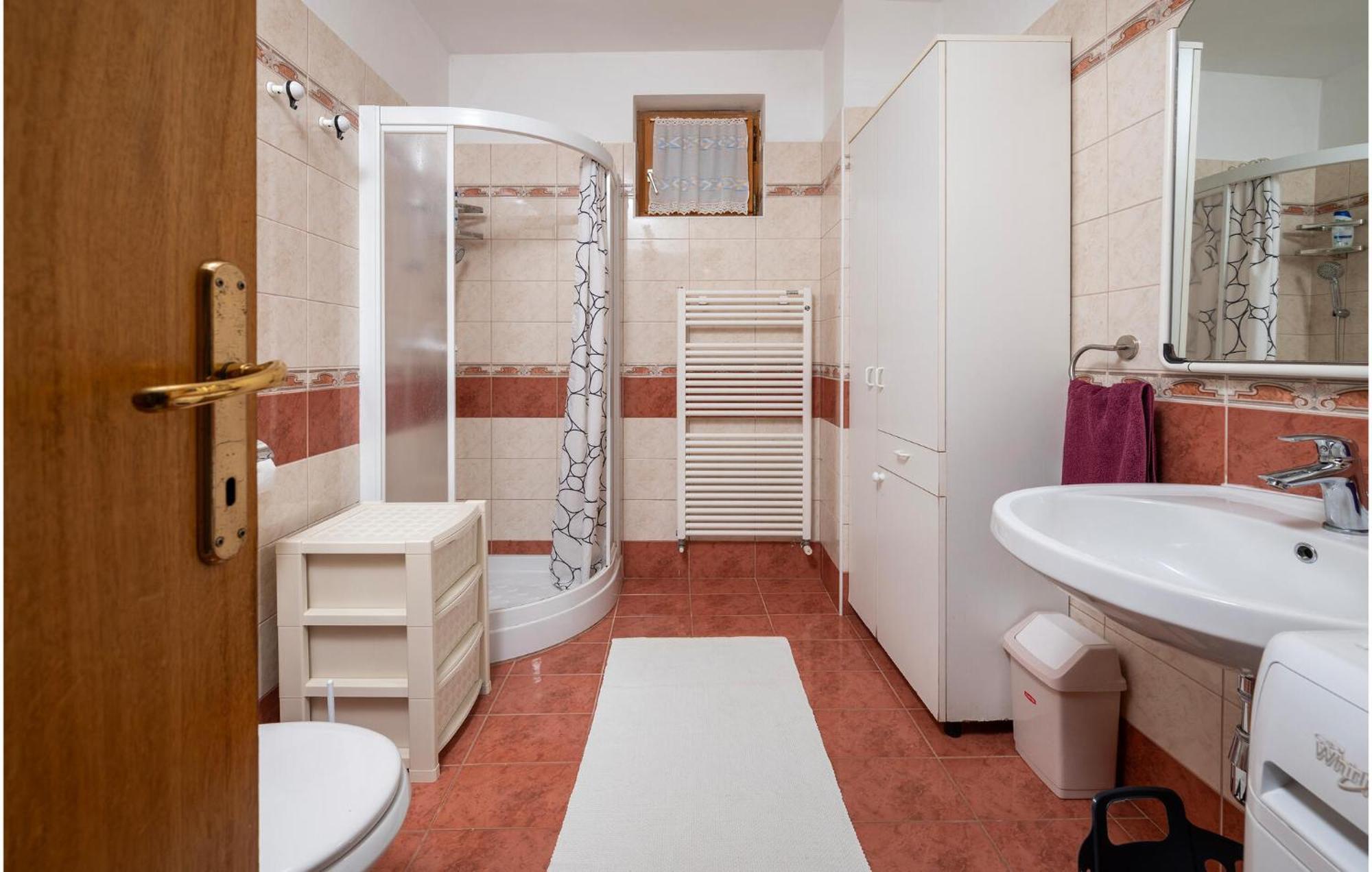 In With Kitchen * Pula